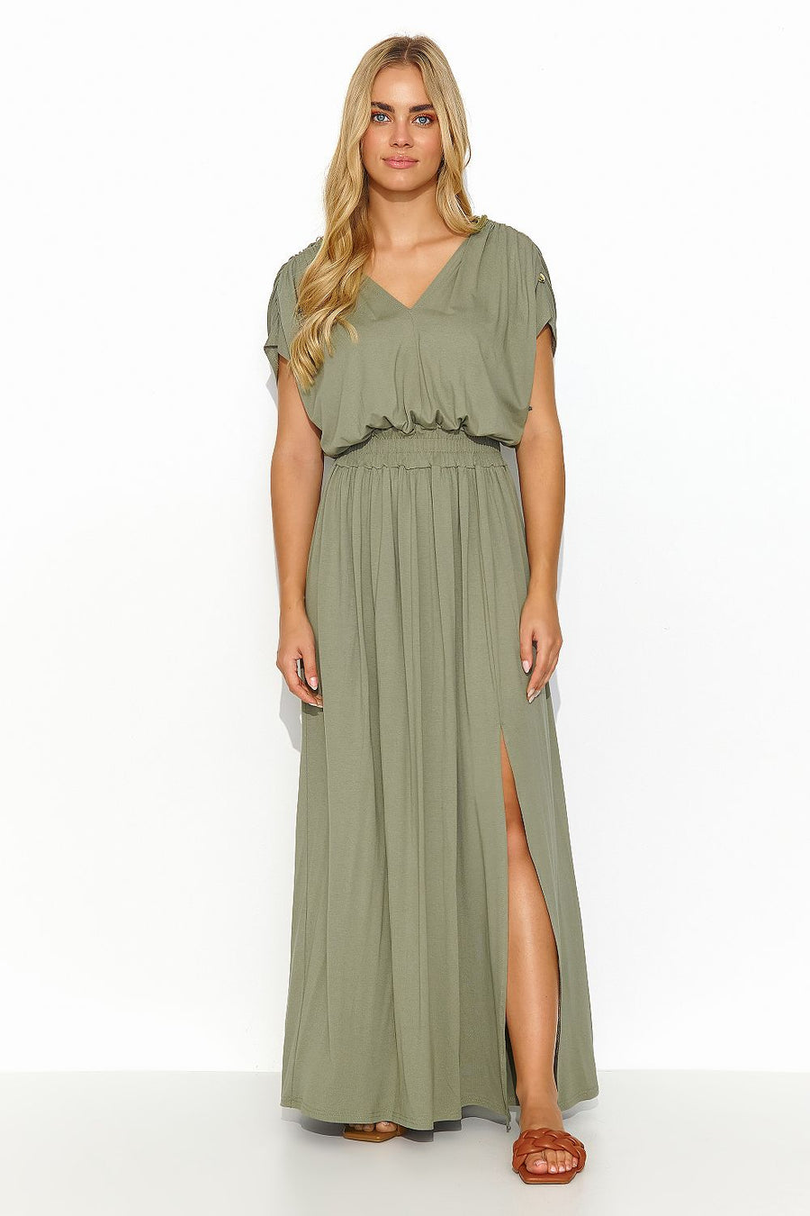  Robe de jour model 193204 Makadamia 