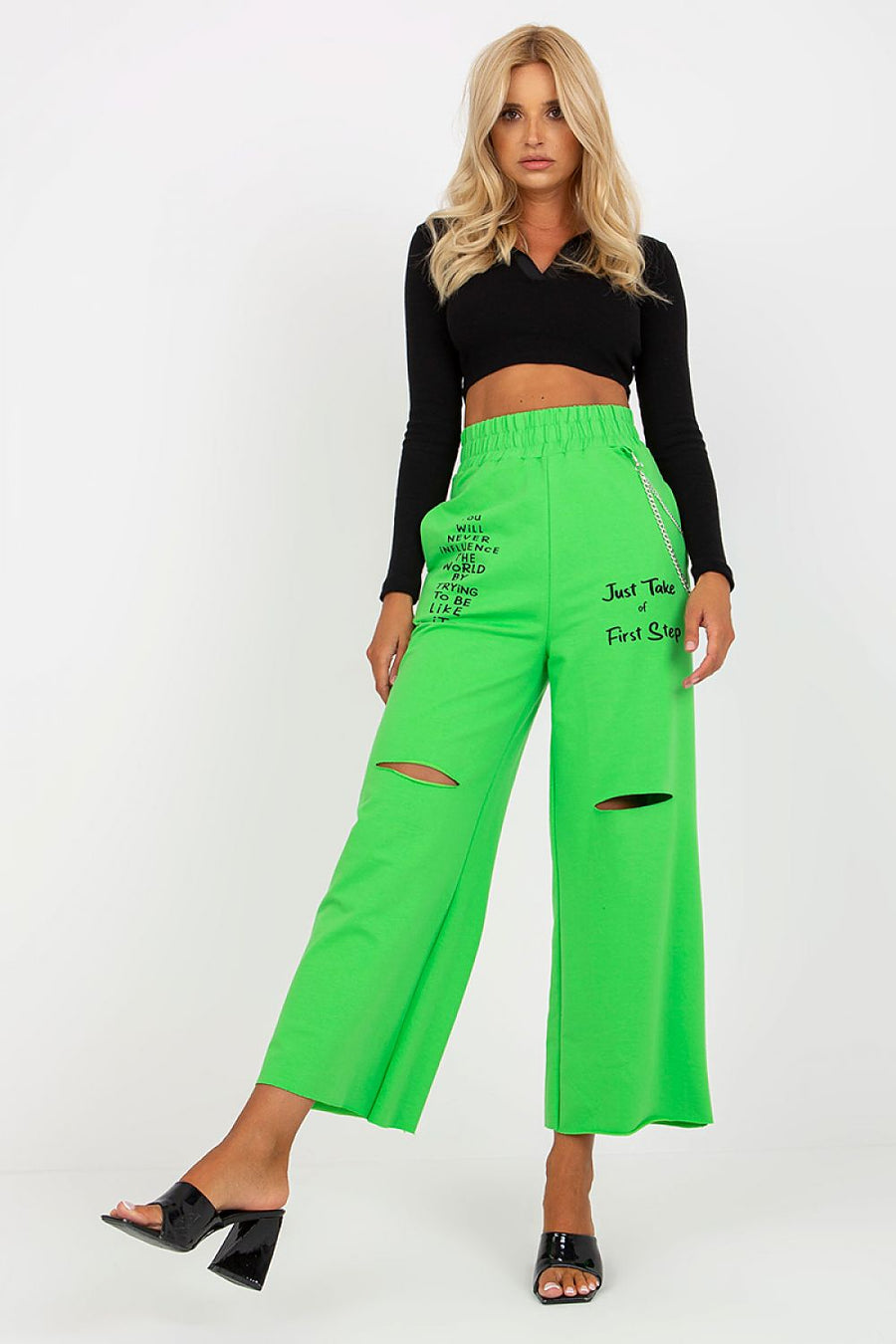  Pantalon femme model 168263 Fancy 